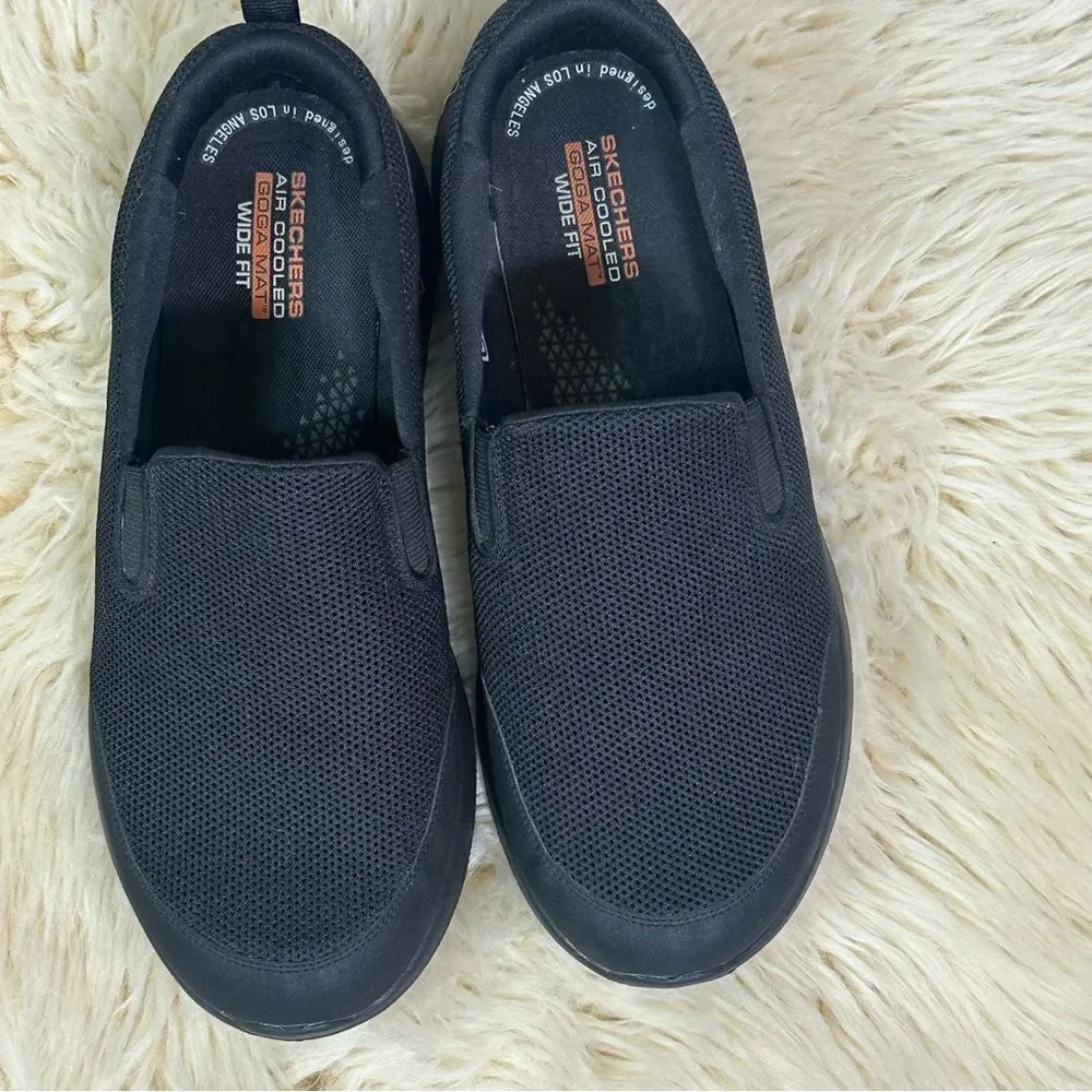 Skechers Men's Black Mesh Slip-Ons